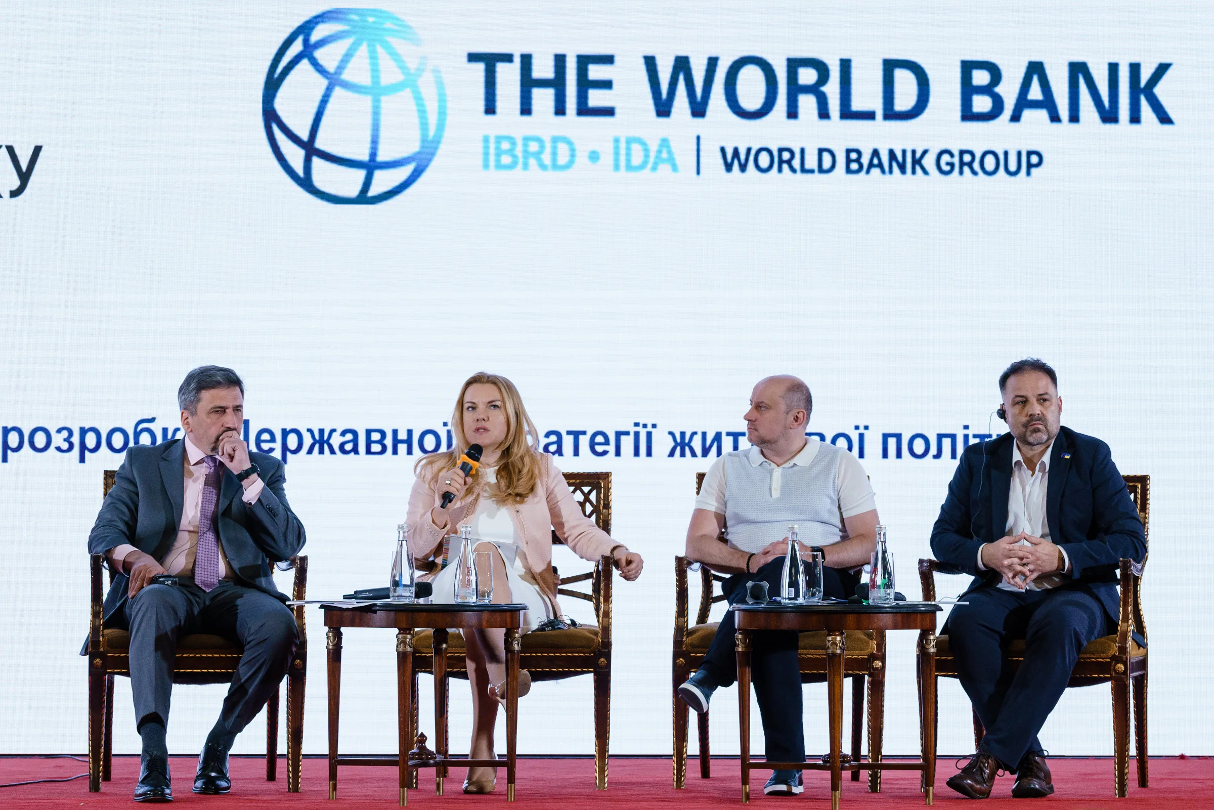 Працюємо над житловою програмою для ветеранів та людей із ТОТ, – Олексій Кулеба