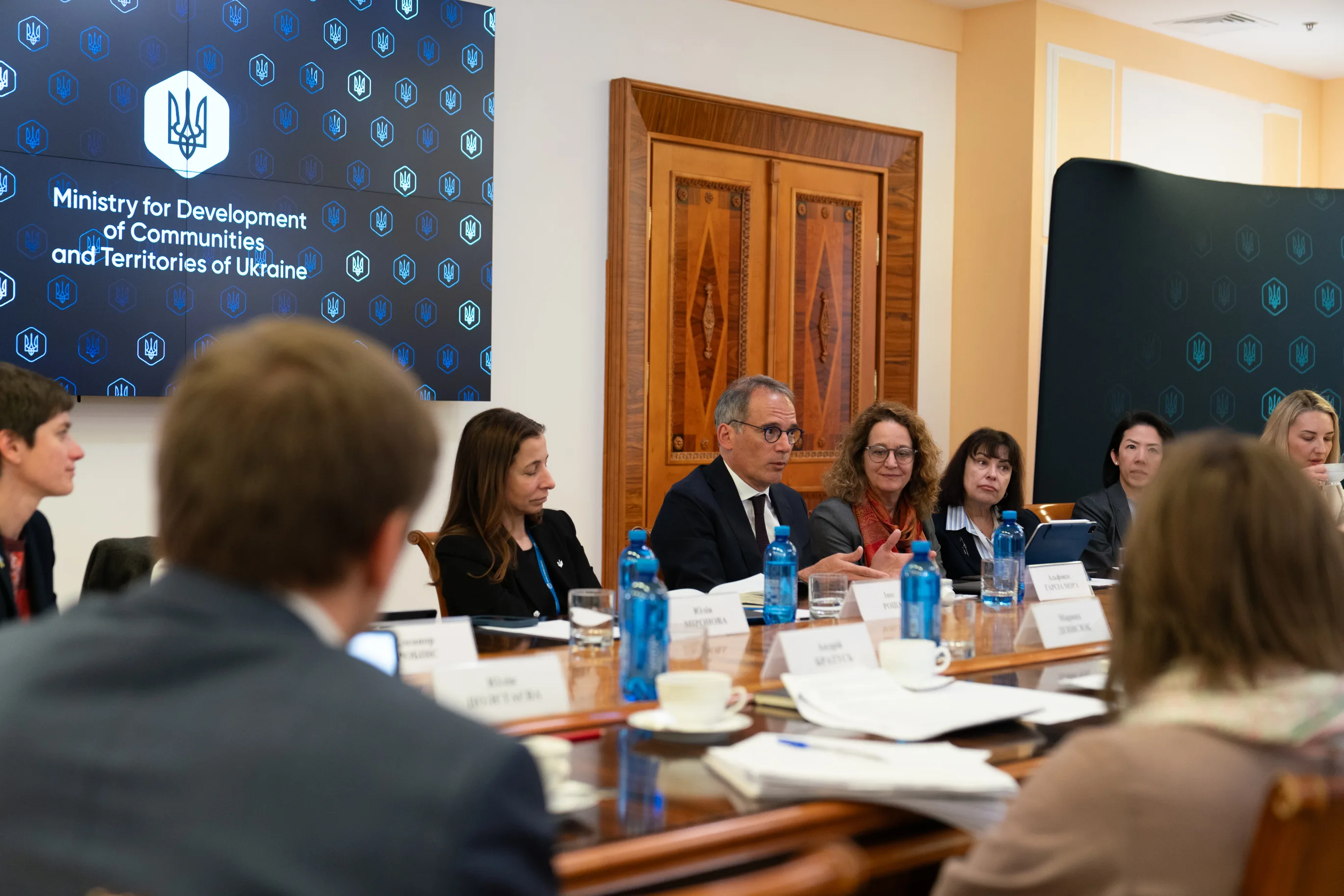 Мінрозвитку та IFC працюють для залучення інвестицій до проєктів відбудови
