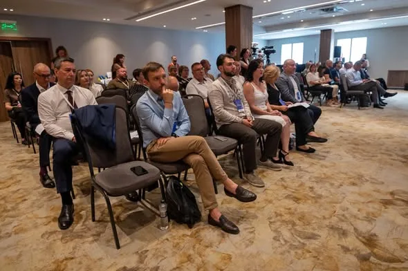 Мінсоцполітики розширює житлові рішення для ВПО та евакуйованих людей
