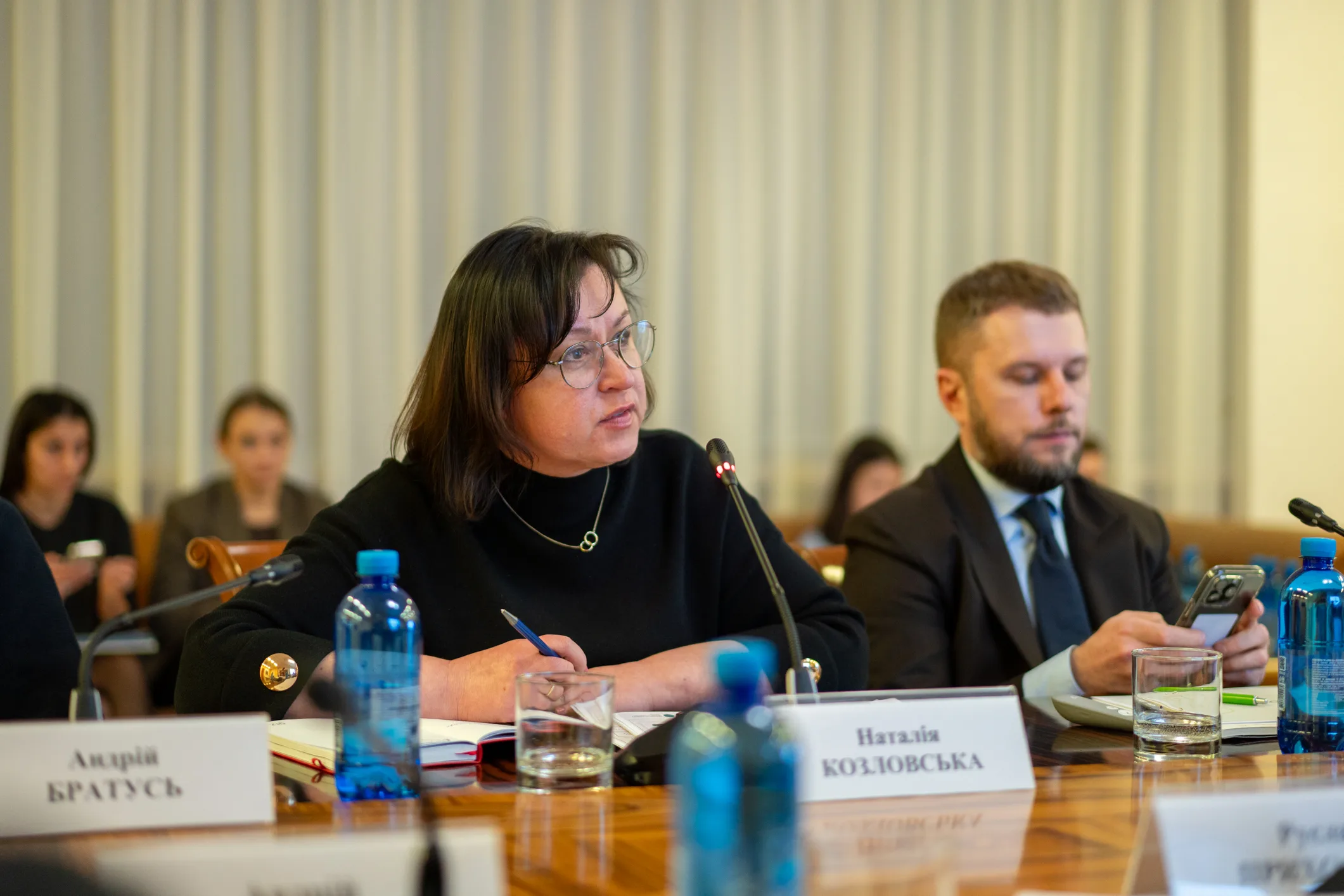В Мінрозвитку у широкому колі обговорили комплексну програму підтримки ВПО